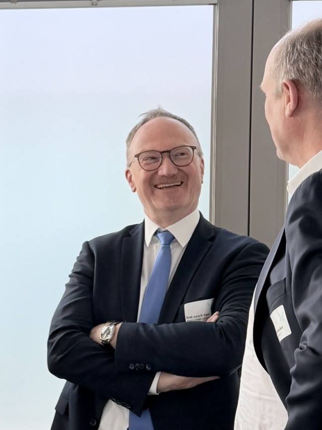 Prof. Feld im Gespräch mit Matthias Bock